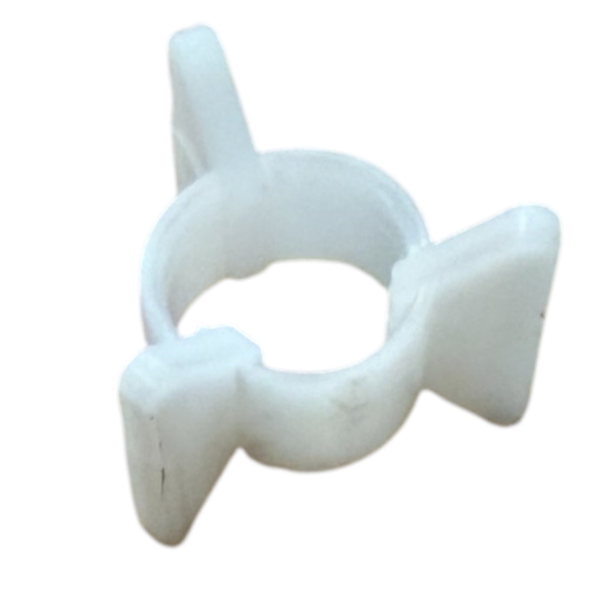 Keg coupler product outlet non return ball and cage